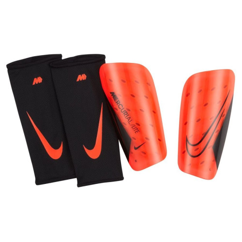 Футбольні щитки Nike Mercurial Lite DN3611-635